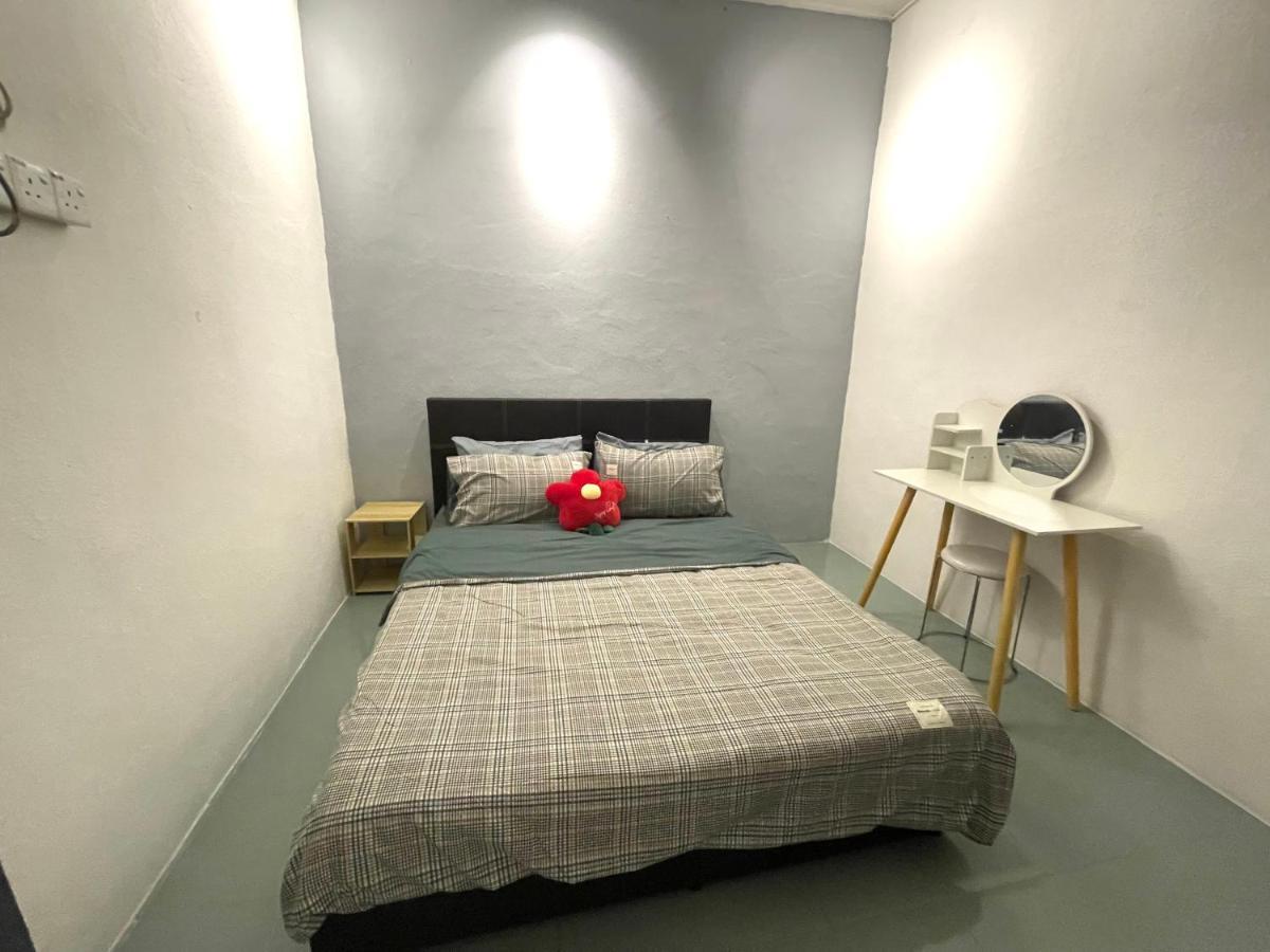Heritage Cozy Entire 3 Bedroom House At Kijang Alma Bukit Mertajam Exteriör bild